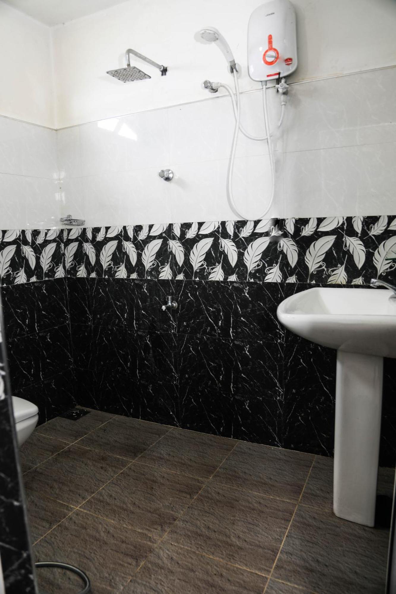 Mountain Bliss Villa Перадения Екстериор снимка